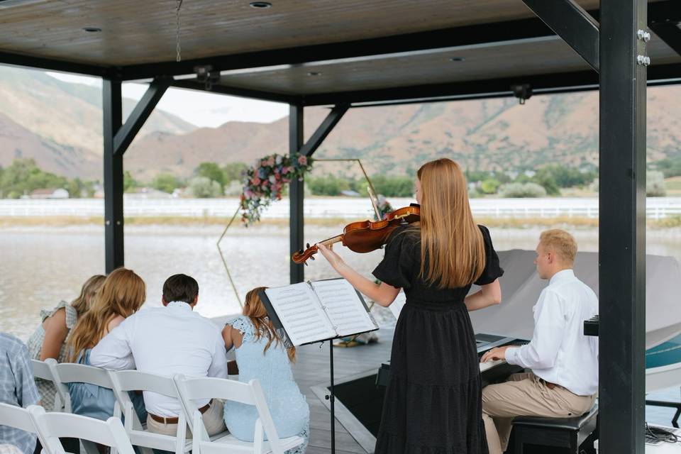 Clara Thomas Violin