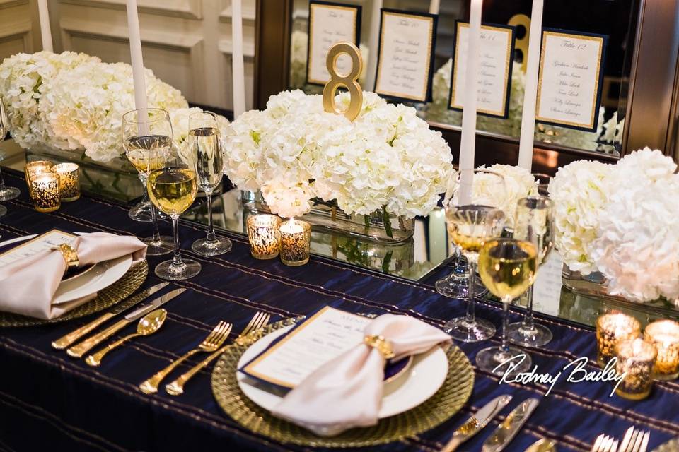 Table setting and floral decor