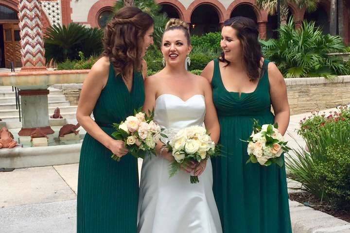 The bride with her bridesmaids