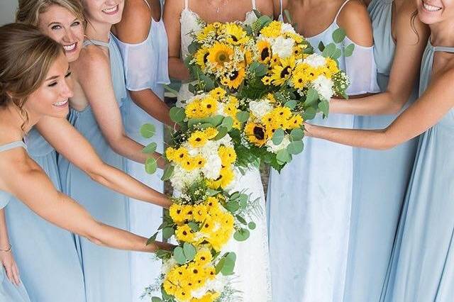 The bride with her bridesmaids