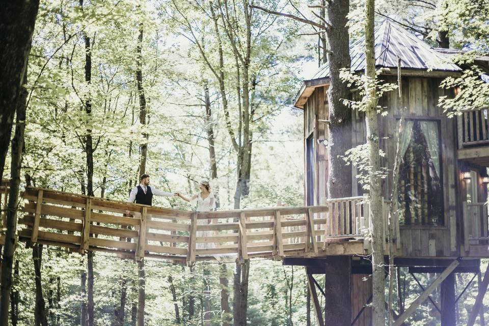 The Mohicans Treehouse Resort and Wedding Venue