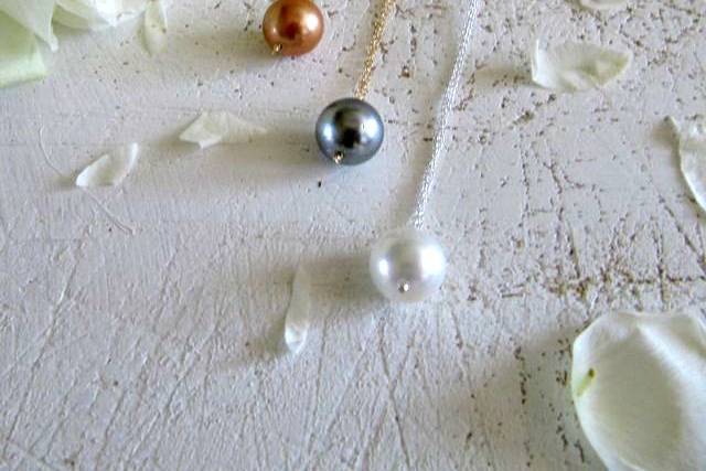 Ruth Barzel Jewelry Design