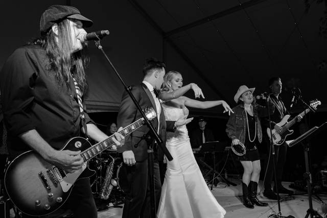 The bride is owning it!