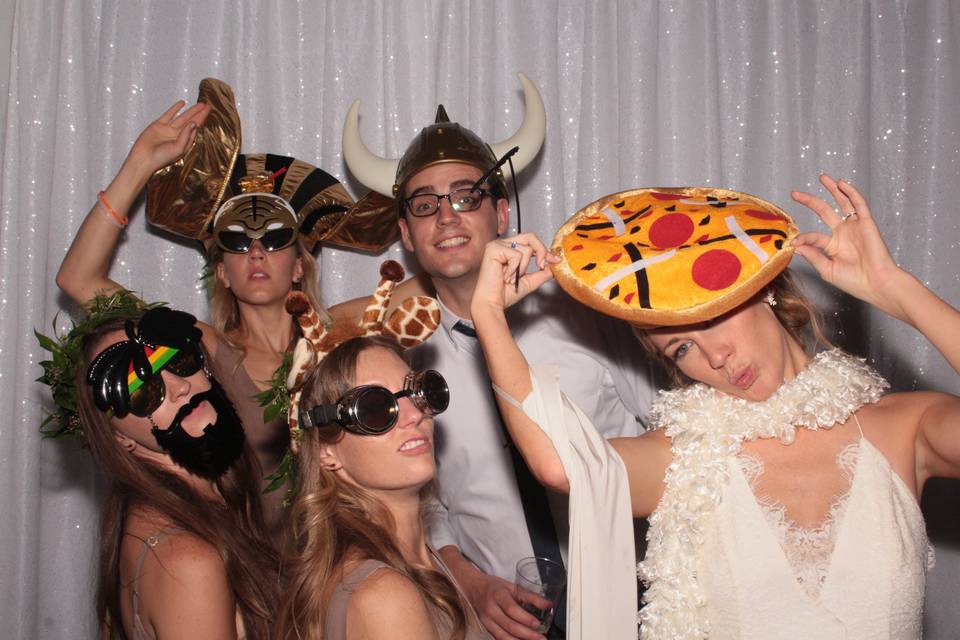 Dixieland Photography & Photo Booth Rental