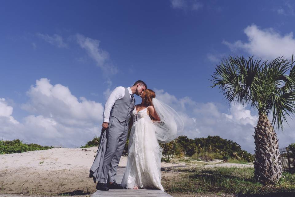 Kissing on the beach