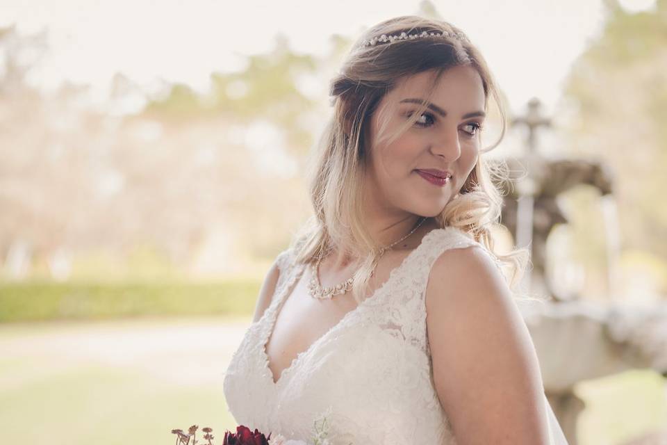 Bride and fountain