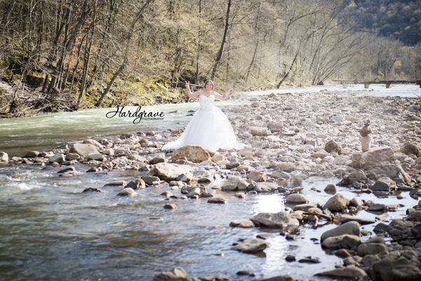 Chloe's wedding on the banks of the creek offered a spectacular chance for portraits.