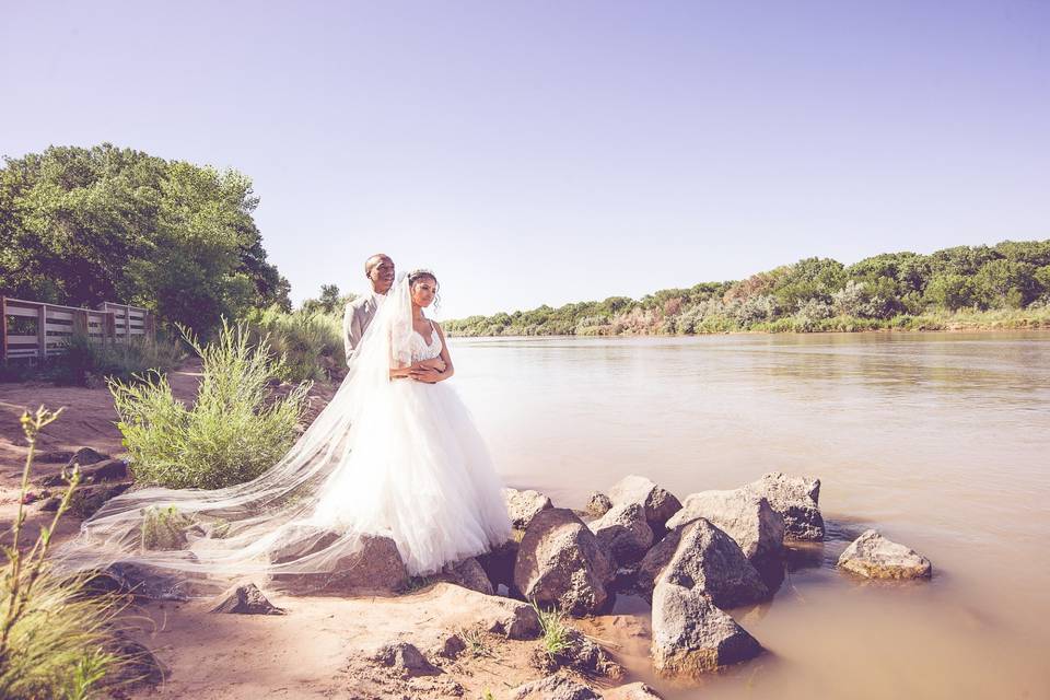 Romance along the Rio Grande