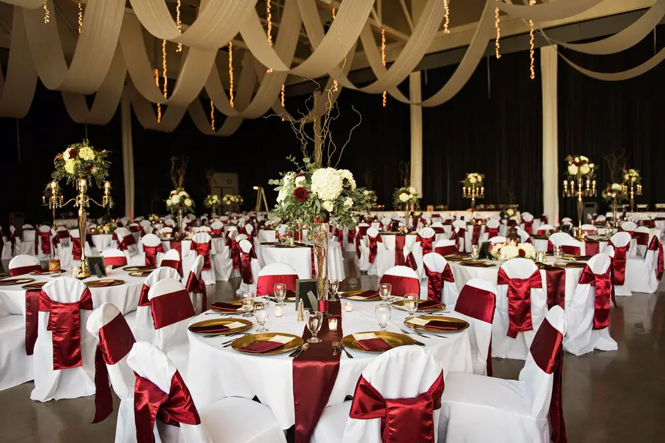 Oakley Lindsay Center - Venue - Quincy, IL - WeddingWire