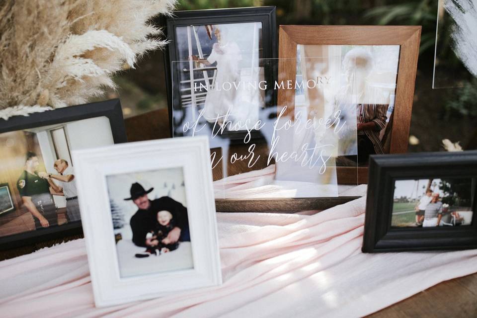 Guest Book Table