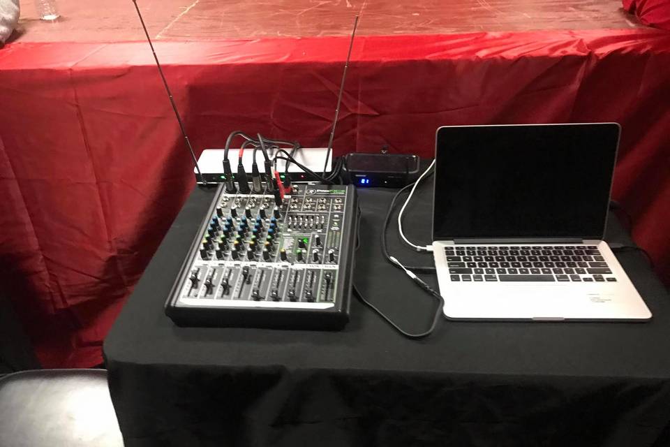 DJ set-up