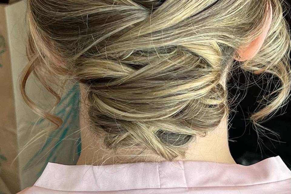 Dimension updo