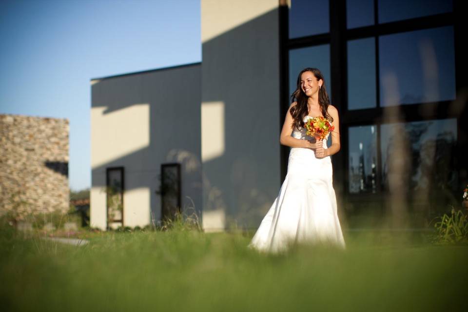 A bride holding her bouquet