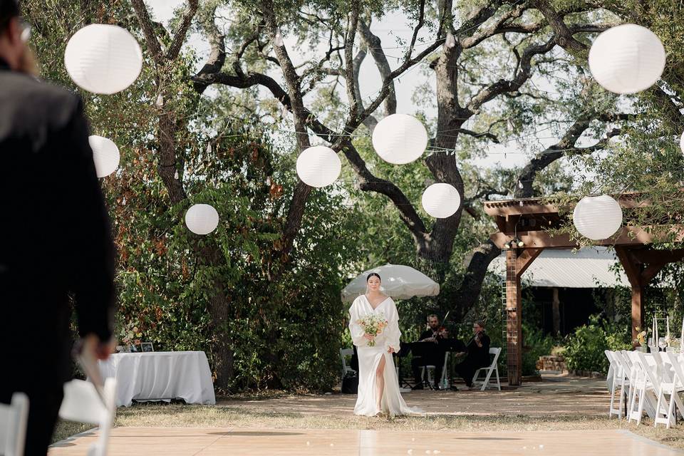 Wedding ceremony in promenade