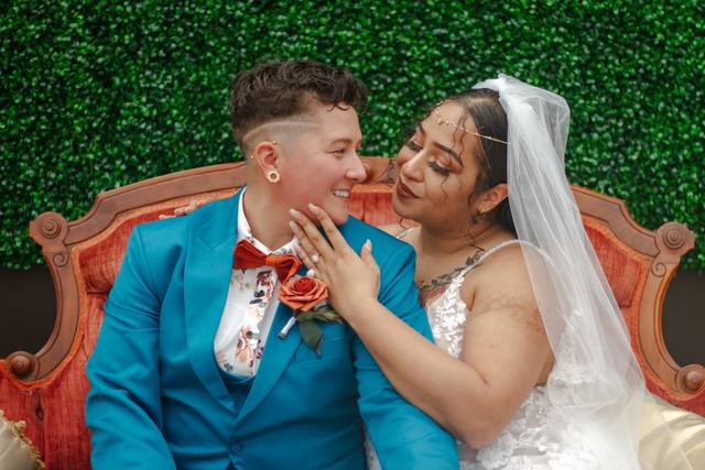 Violet Skies Photography