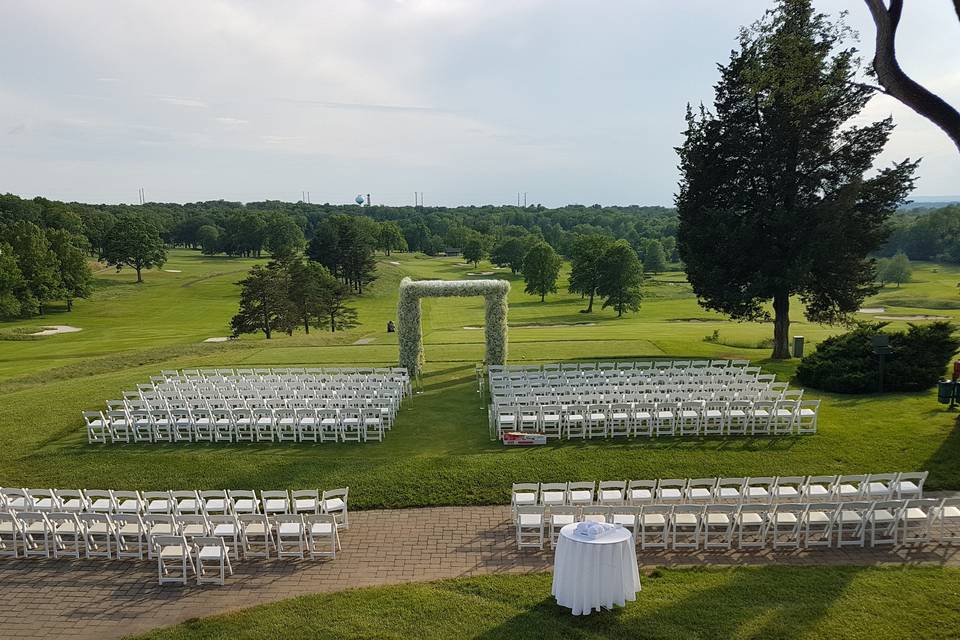 Outdoor ceremony set up