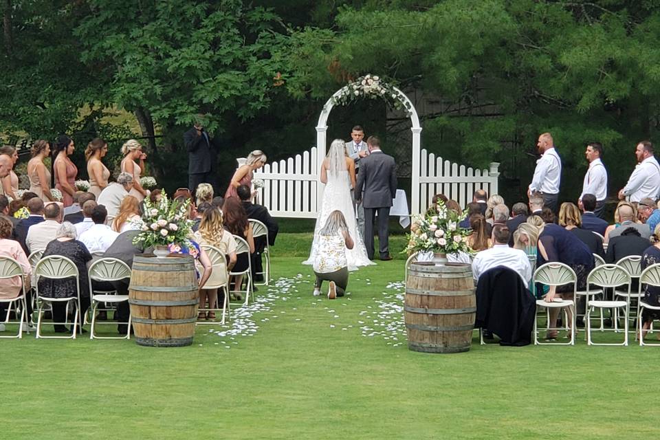 Outdoor ceremony