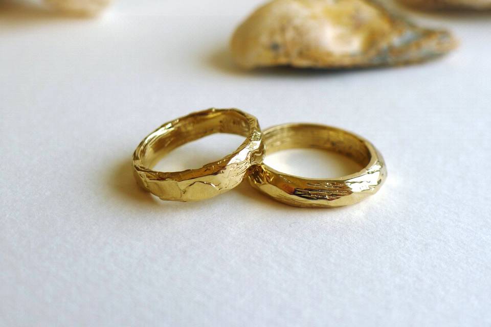 Solid gold wedding bands