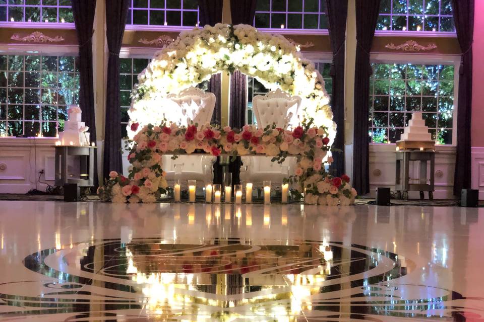 Sweetheart Table Decor