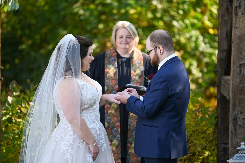 Heart Ceremonies: Rev. Stephanie Anne Thompson
