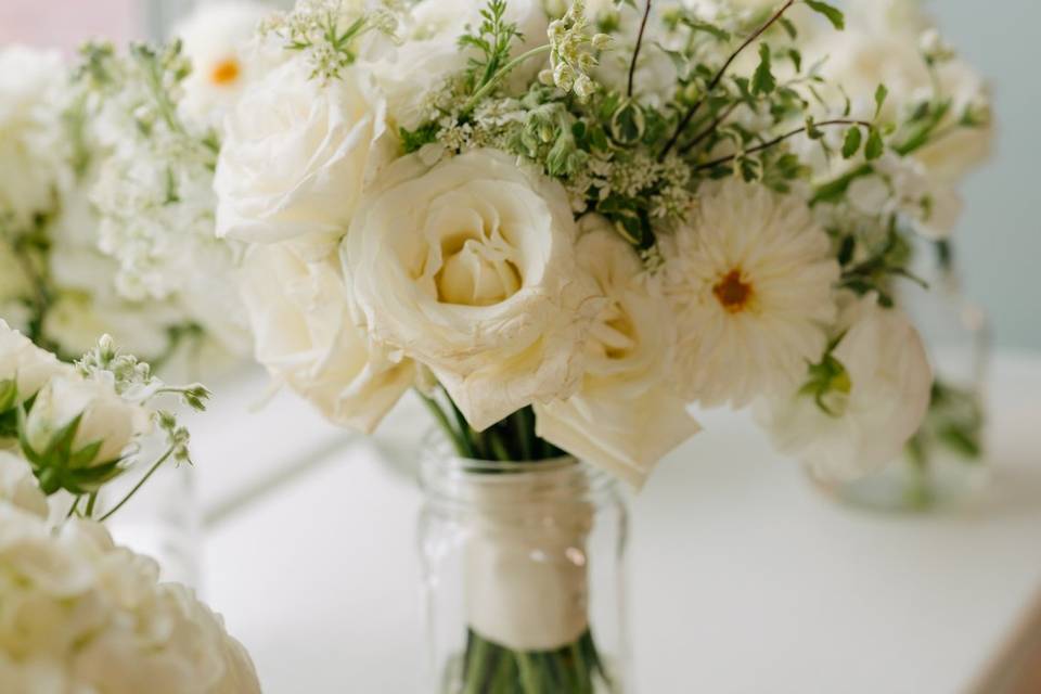 September white bouquet