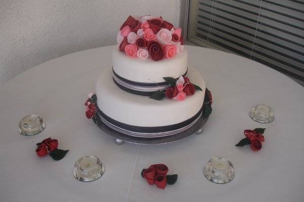 Fondant with handmade roses