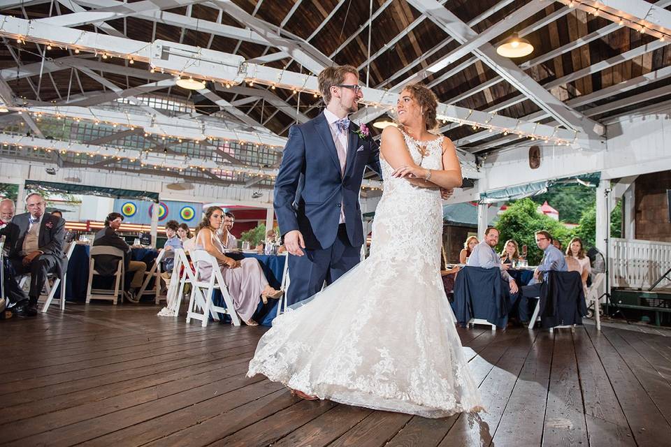 Wedding couple first dance