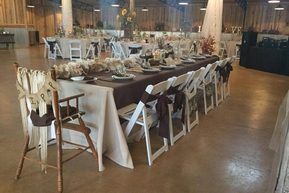 Long table setup