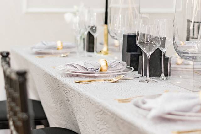Elegant setting