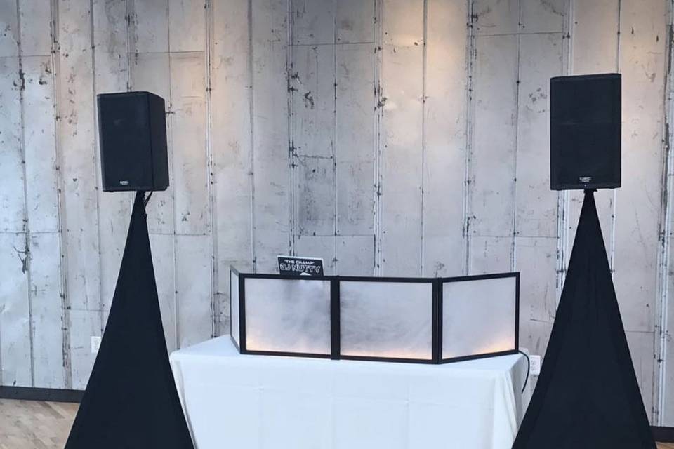 Tabletop Dj Facade