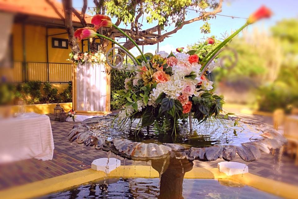 Gold and Coral Table Setting