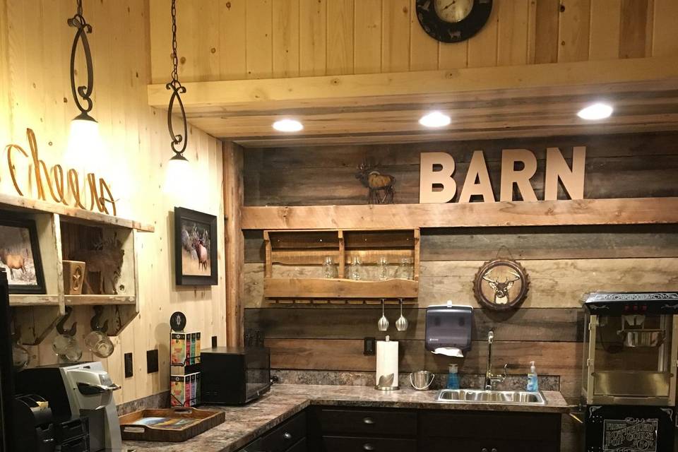 The Elk Barn Inn