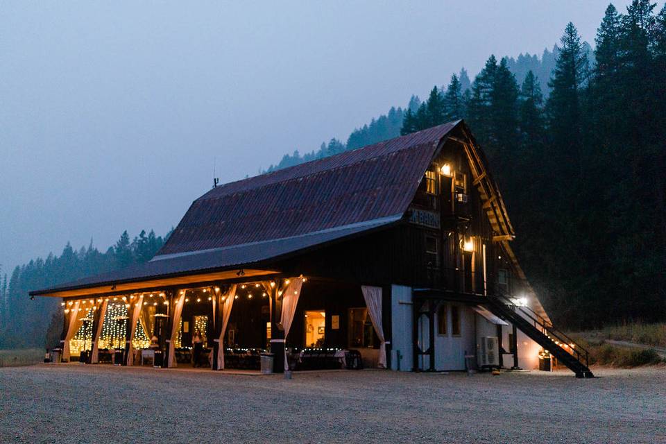 The Elk Barn Inn
