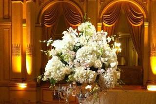 Henry's Florist Floral Decorators