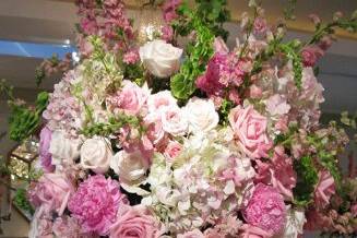Henry's Florist Floral Decorators
