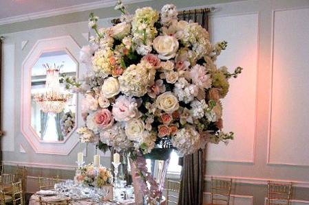 Henry's Florist Floral Decorators