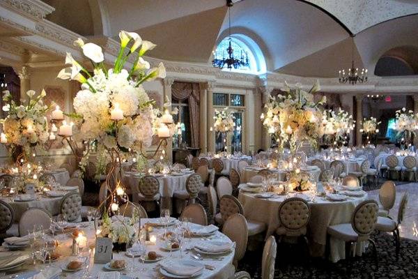 Henry's Florist Floral Decorators