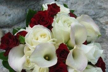 Henry's Florist Floral Decorators