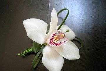 Henry's Florist Floral Decorators