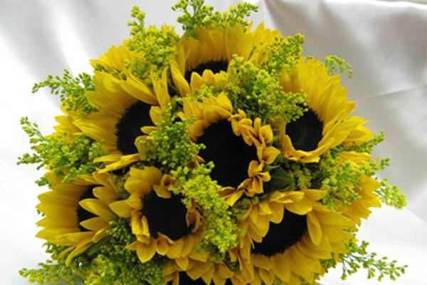 Henry's Florist Floral Decorators