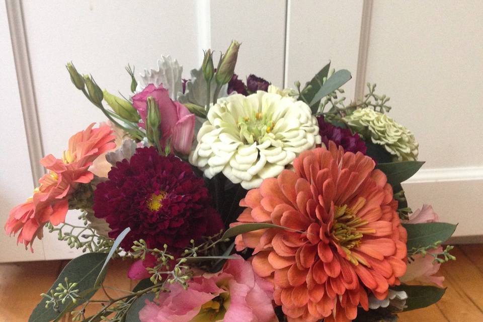 Botaniq Blooms