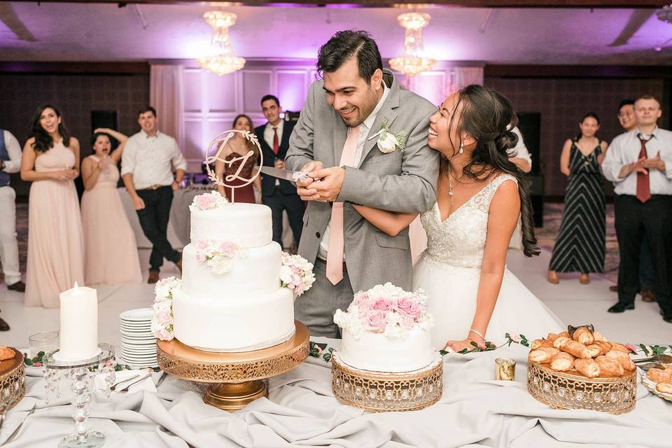 Cutting the cake