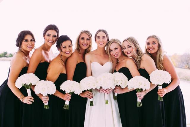 Matching bouquets