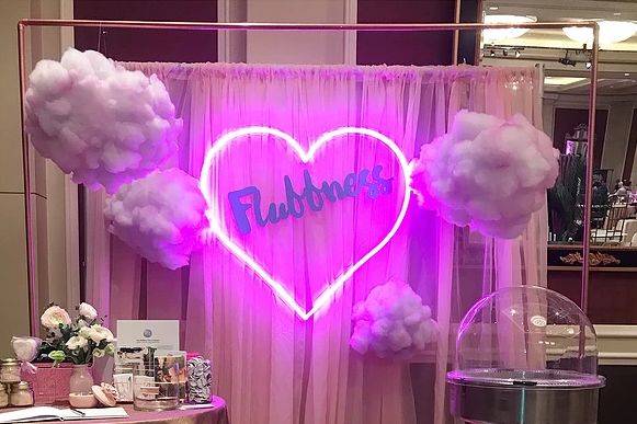 Fluffness booth