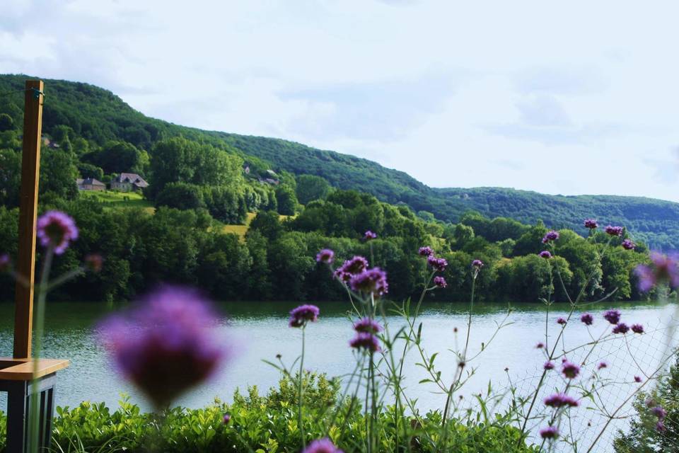 À Fleur d'Eau