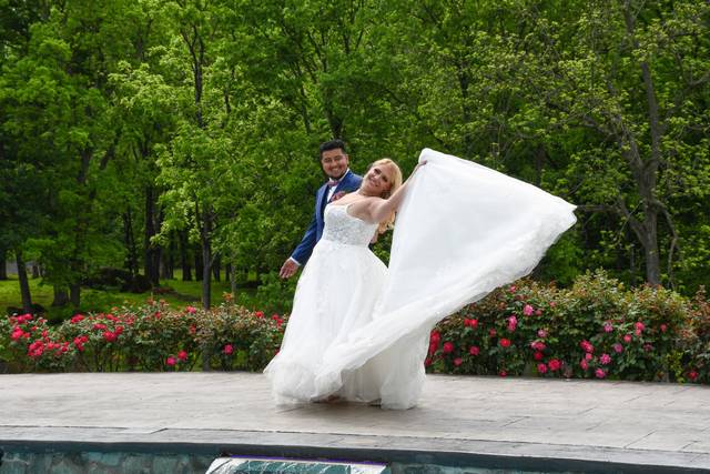 Bride and Groom Dance