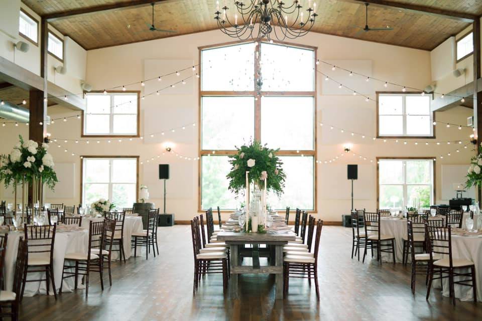 The Barn at Hornbaker Gardens - Barn & Farm Weddings - Princeton, IL ...