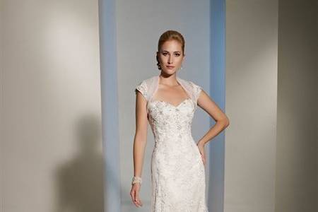 Champagne & Lace Bridal