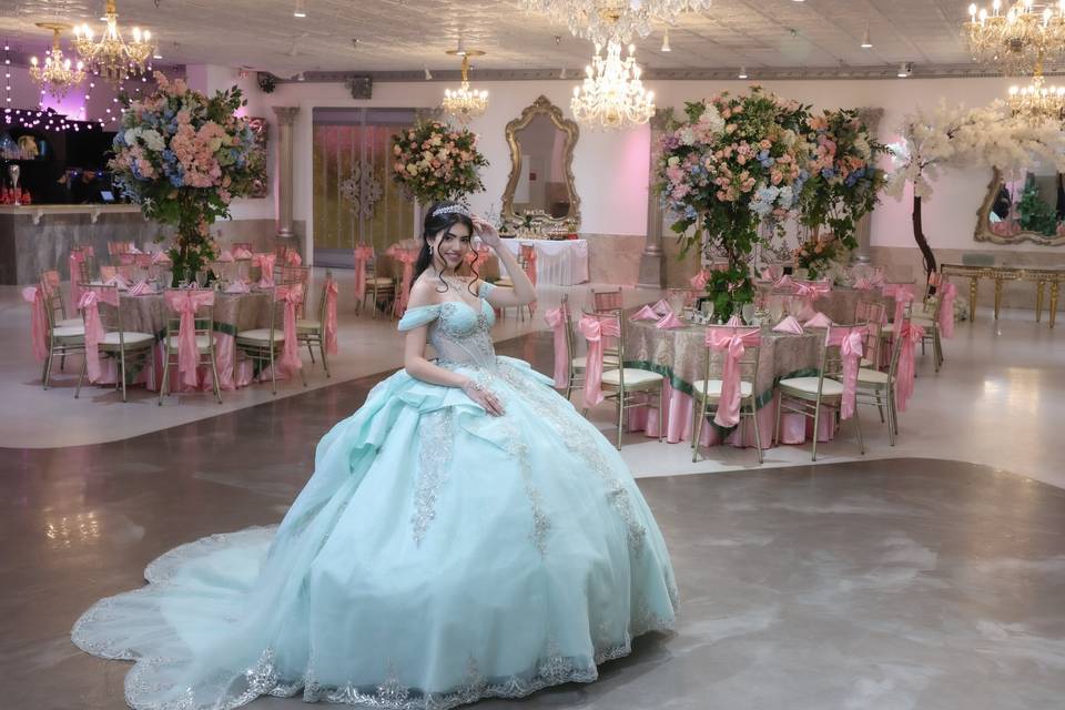 Tuscan Ballroom Quince