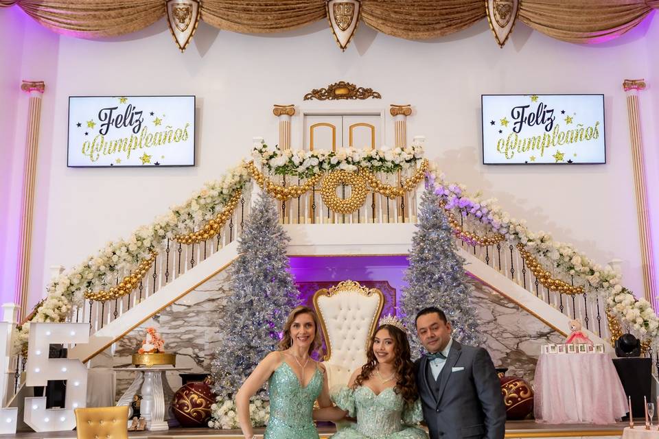 Royal Ballroom Quince